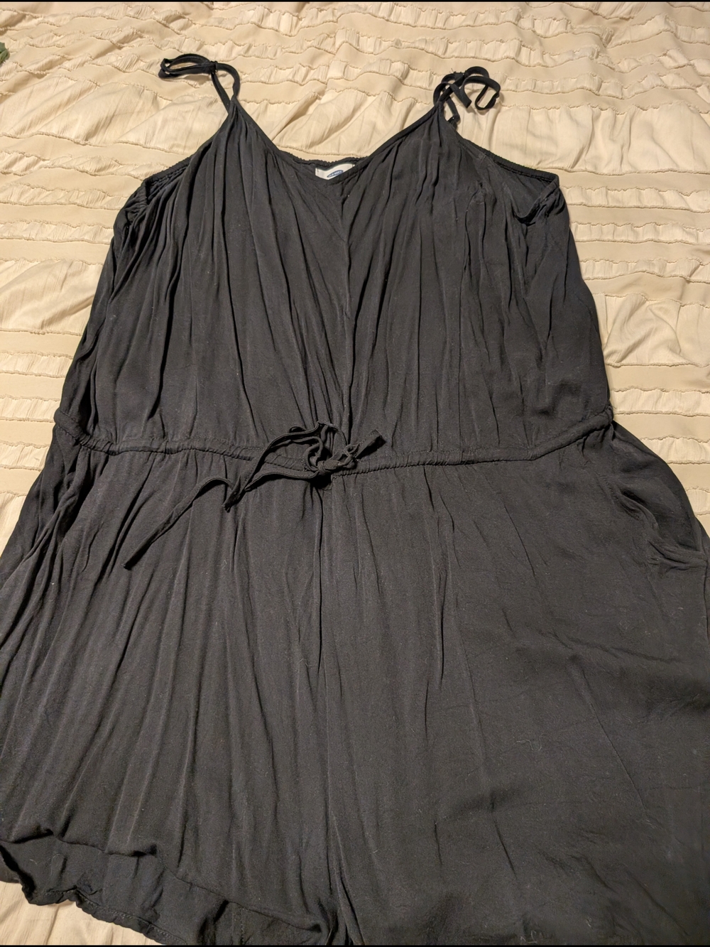Old Navy Black Tie-Shoulder V-Neck Mini Dress